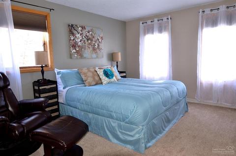 63224 Peterman Ln, Bend, OR 97701 photo 15