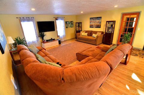 63224 Peterman Ln, Bend, OR 97701 photo 5