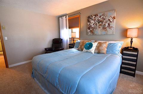 63224 Peterman Ln, Bend, OR 97701 photo 16