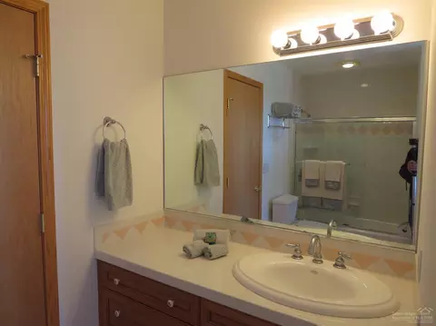 23511 Ten Barr Trl, Bend, OR 97701 photo 11