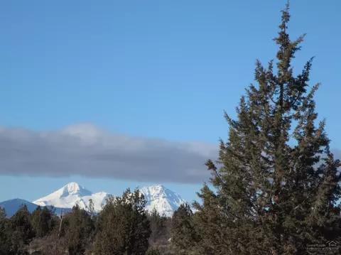 23511 Ten Barr Trl, Bend, OR 97701 photo 15
