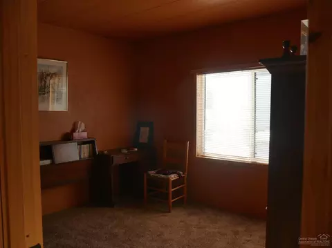 10437 Split Rail Rd, La Pine, OR 97739 photo 9