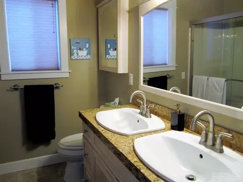 20235 Meadow Ln, Bend, OR 97703 photo 12