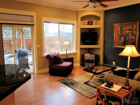 20235 Meadow Ln, Bend, OR 97703 photo 14