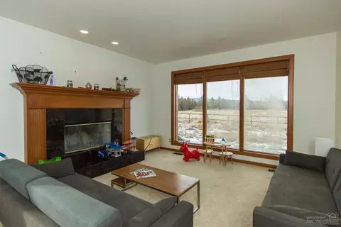 65760 Highway 20, Bend, OR 97703 photo 3
