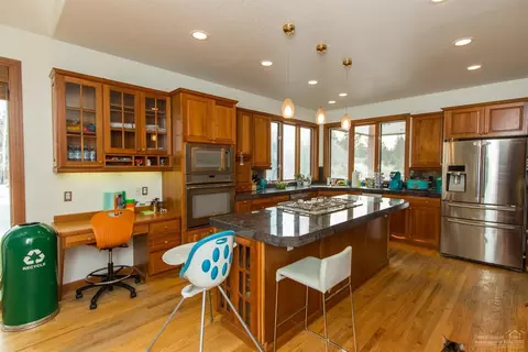 65760 Highway 20, Bend, OR 97703 photo 4