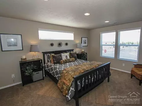 21205 Keyte Rd, Bend, OR 97701 photo 7
