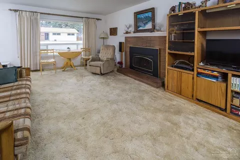 664 NE 12th St, Bend, OR 97701 photo 19
