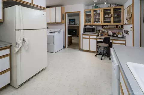 664 NE 12th St, Bend, OR 97701 photo 16