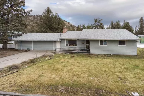 664 NE 12th St, Bend, OR 97701 photo 1