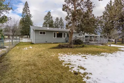 664 NE 12th St, Bend, OR 97701 photo 4