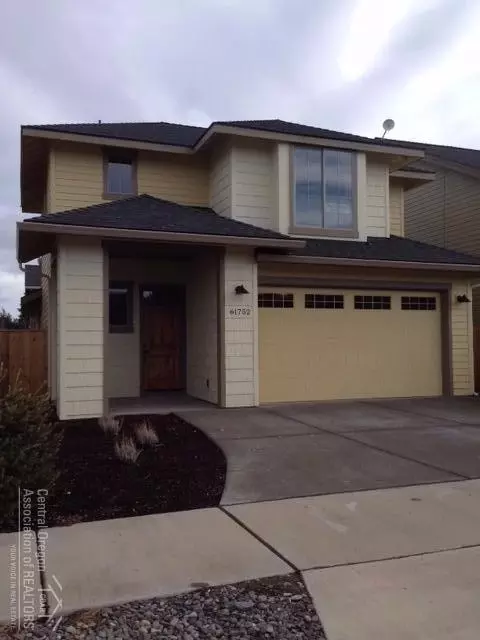 61752 Bridgecliff Dr, Bend, OR 97702 photo 1