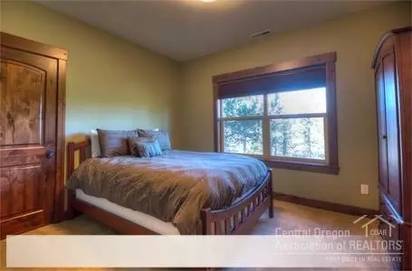 57012 Dancing Rock Loop Loop, Bend, OR 97707 photo 8