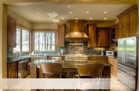 57012 Dancing Rock Loop Loop, Bend, OR 97707 photo 5