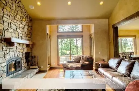 57012 Dancing Rock Loop Loop, Bend, OR 97707 photo 2