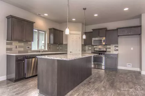 62911 Daniel Rd, Bend, OR 97701 photo 8