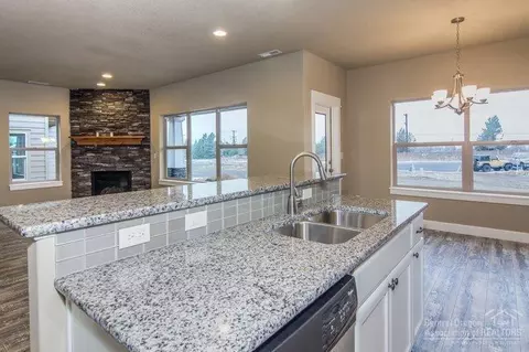 21347 Brooklyn Pl, Bend, OR 97701 photo 13