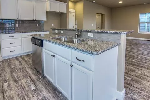 21347 Brooklyn Pl, Bend, OR 97701 photo 11