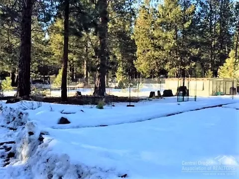19480 Comanche Ln, Bend, OR 97702 photo 18
