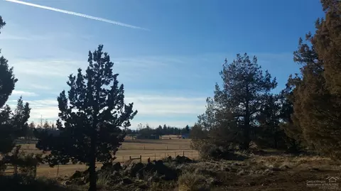 22855 Mcgrath Rd, Bend, OR 97701 photo 14