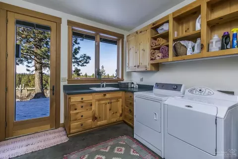 18697 Kuhlman Rd, Bend, OR 97703 photo 18