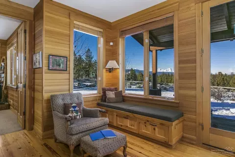 18697 Kuhlman Rd, Bend, OR 97703 photo 8