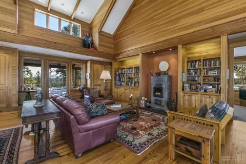 18697 Kuhlman Rd, Bend, OR 97703 photo 6