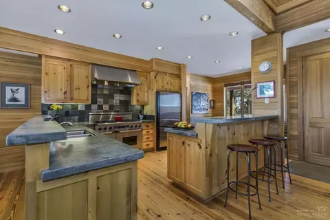 18697 Kuhlman Rd, Bend, OR 97703 photo 10