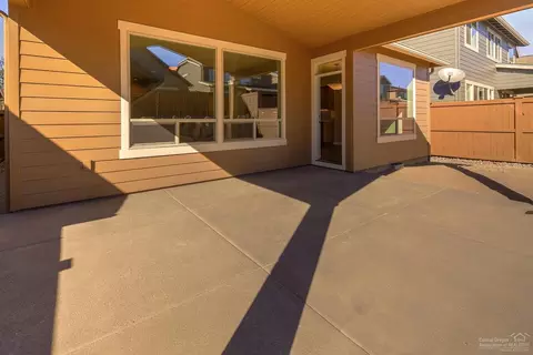61034 Ambassador Dr, Bend, OR 97702 photo 16