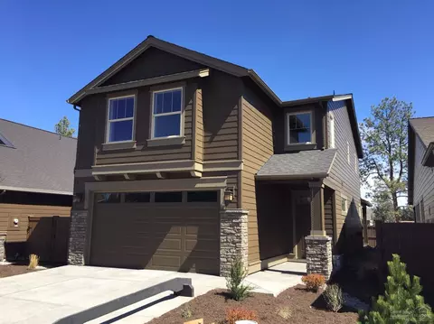 61034 Ambassador Dr, Bend, OR 97702 photo 1