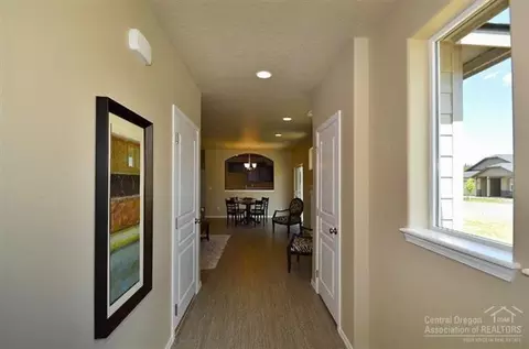 62848 NE Nolan St, Bend, OR 97701 photo 5
