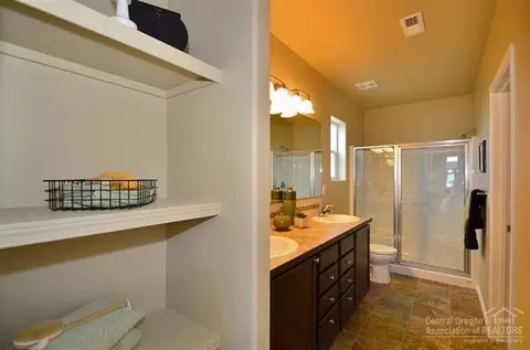 62848 NE Nolan St, Bend, OR 97701 photo 14