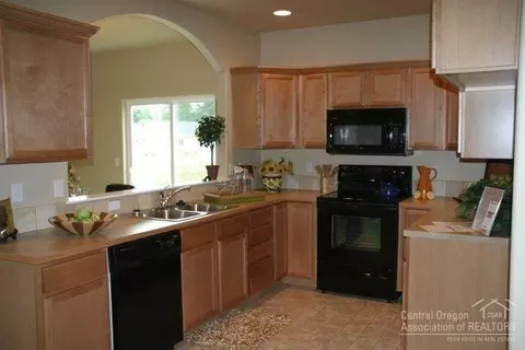62848 NE Nolan St, Bend, OR 97701 photo 19