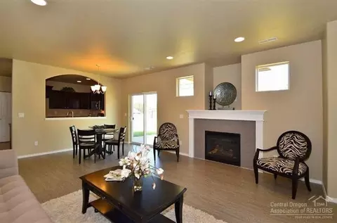 62848 NE Nolan St, Bend, OR 97701 photo 6