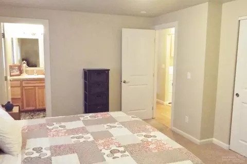 19245 Baker Rd, Bend, OR 97702 photo 10