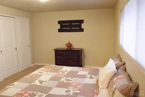 19245 Baker Rd, Bend, OR 97702 photo 9