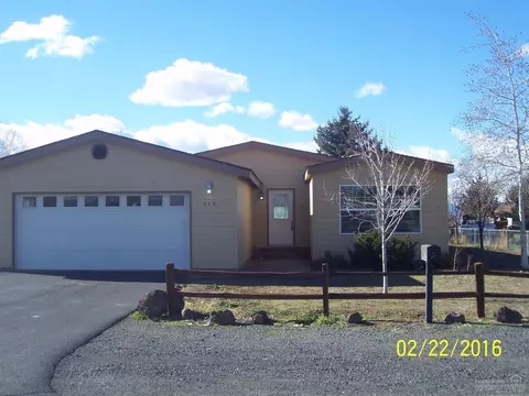 519 E Viewpoint Dr, Culver, OR 97734 photo 1