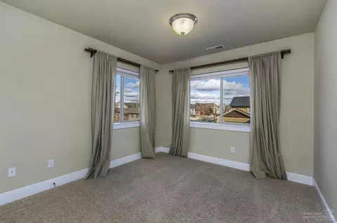 63447 Stacy Ln, Bend, OR 97701 photo 14