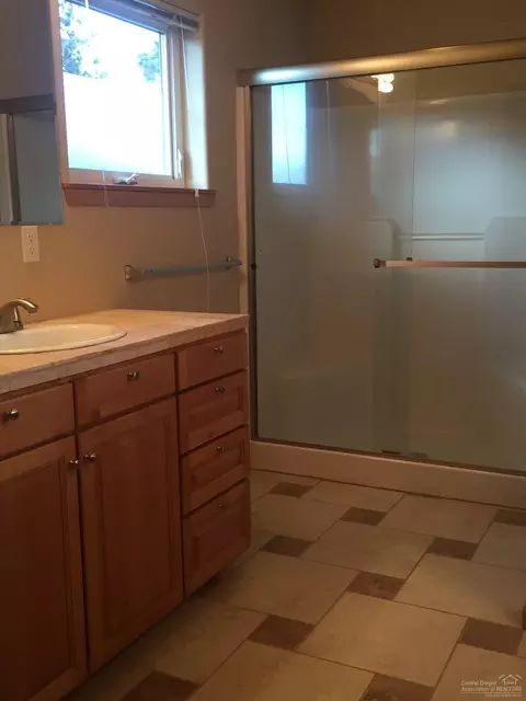 20604 Silas Dr, Bend, OR 97701 photo 9
