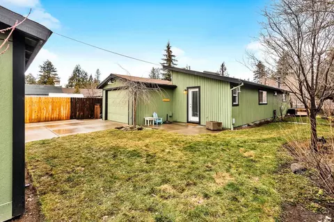 1211 NW Baltimore Ave, Bend, OR 97703 photo 25