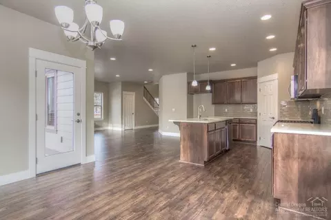 3004 NE Flagstone Ave, Bend, OR 97701 photo 10