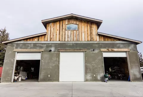 24029 Dodds, Bend, OR 97701 photo 13