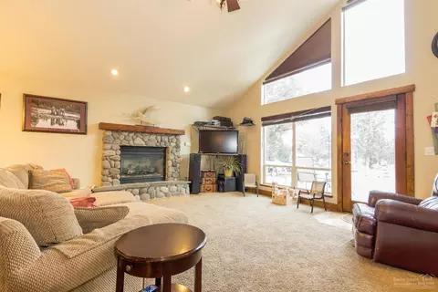 24029 Dodds, Bend, OR 97701 photo 10