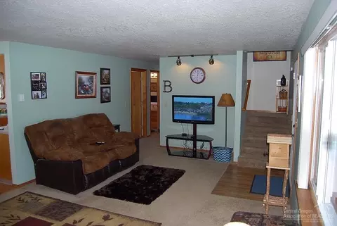 53970 Pine Grv, La Pine, OR 97739 photo 5