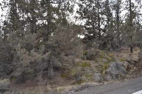 22085 Neff, Bend, OR 97701 photo 2