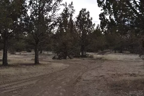 22085 Neff, Bend, OR 97701 photo 5