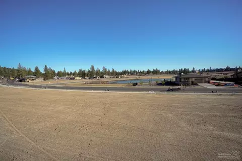2784 NW Shields Dr, Bend, OR 97703 photo 12