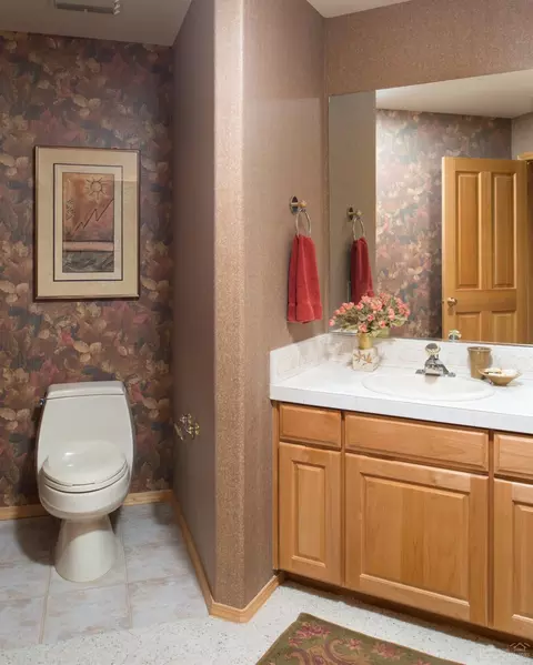 17687 Plover Ln, Sunriver, OR 97707 photo 9