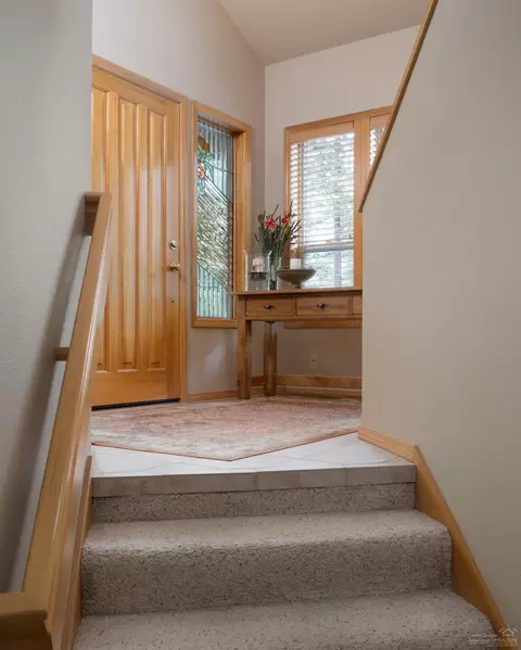 17687 Plover Ln, Sunriver, OR 97707 photo 5