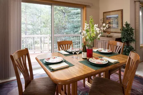 17687 Plover Ln, Sunriver, OR 97707 photo 3